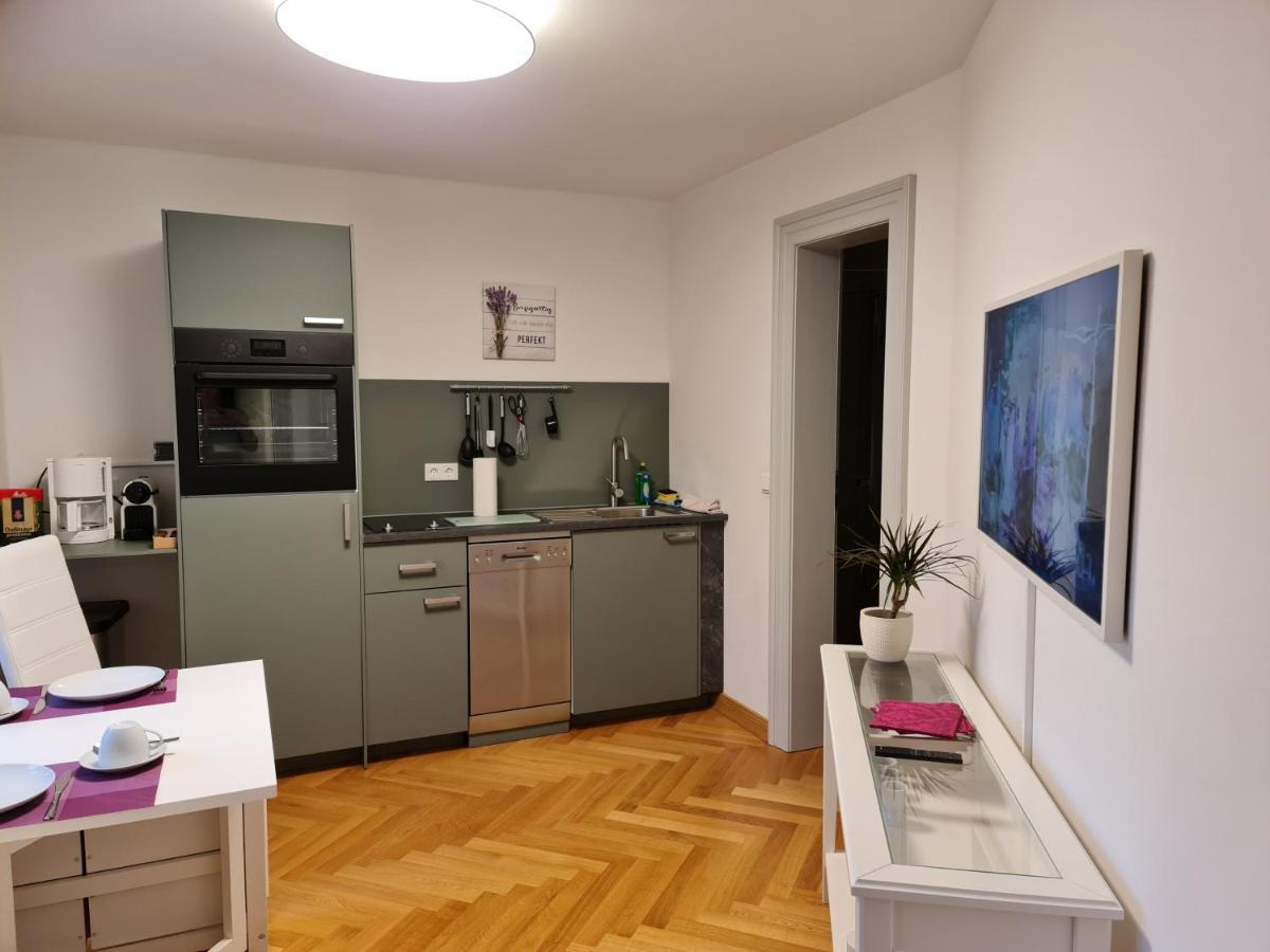 Appartements In Schoener Burganlage Jena Exterior foto